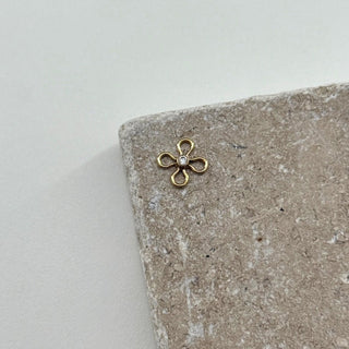 Daisy Charm - Permanent Jewellery