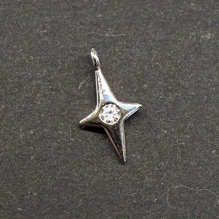 Pointed Star Dangle - Permanent Jewellery