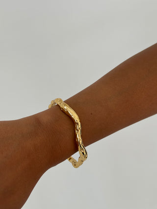 The Dubrovnik - Gold Bashed Bangle