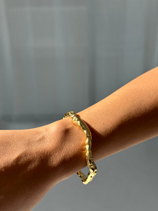 The Dubrovnik - Gold Bashed Bangle