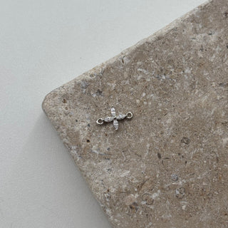 4 Petal Flower Connector - Permanent Jewellery